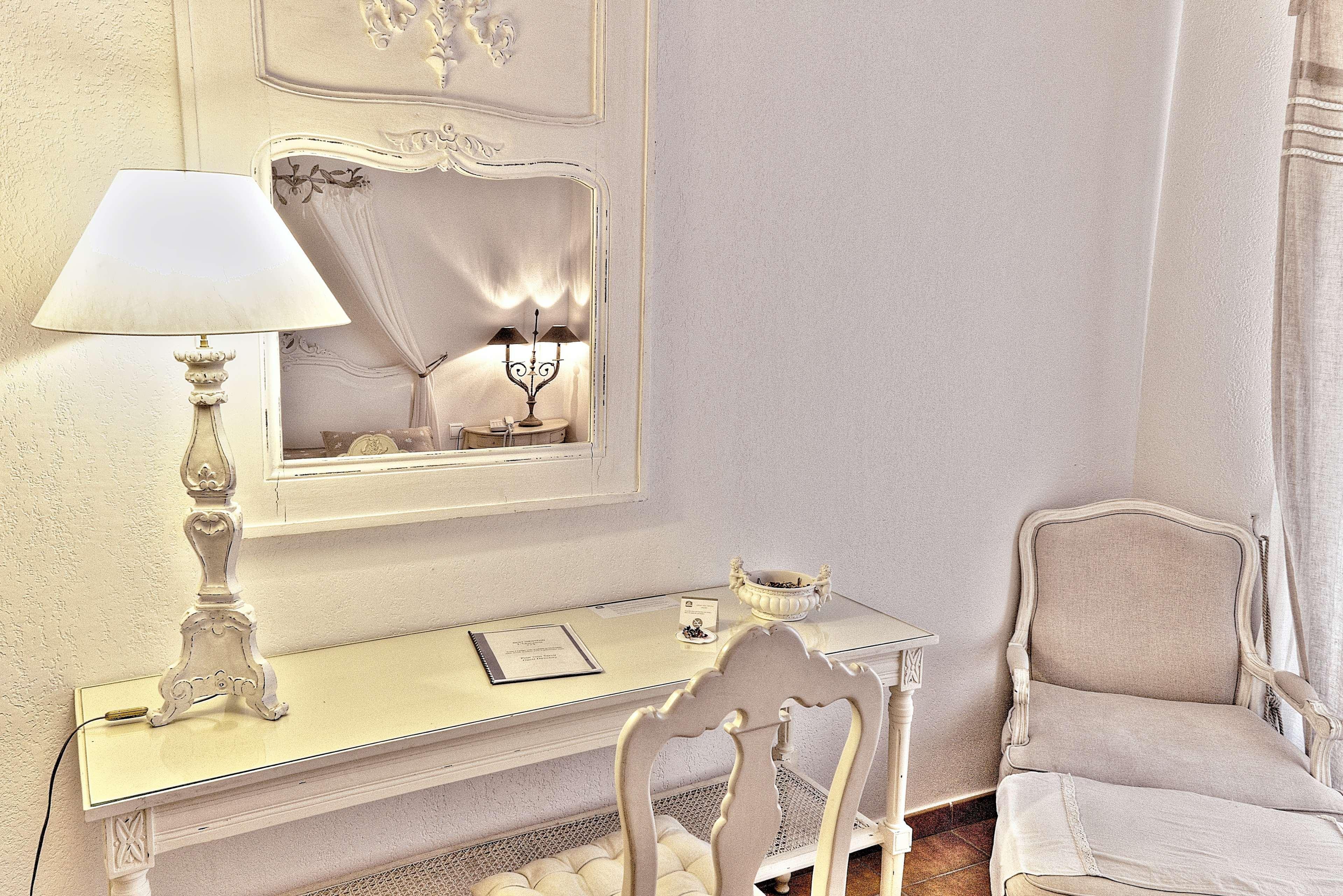 Best Western L'Orangerie Nîmes Zewnętrze zdjęcie