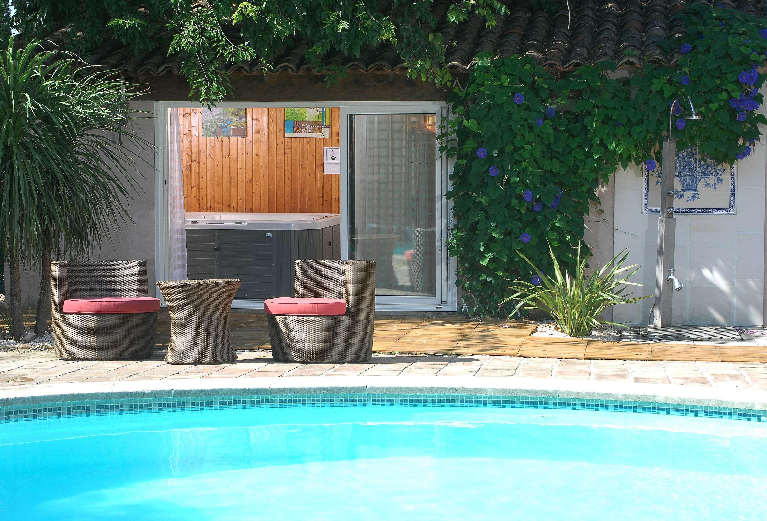 Best Western L'Orangerie Nîmes Zewnętrze zdjęcie
