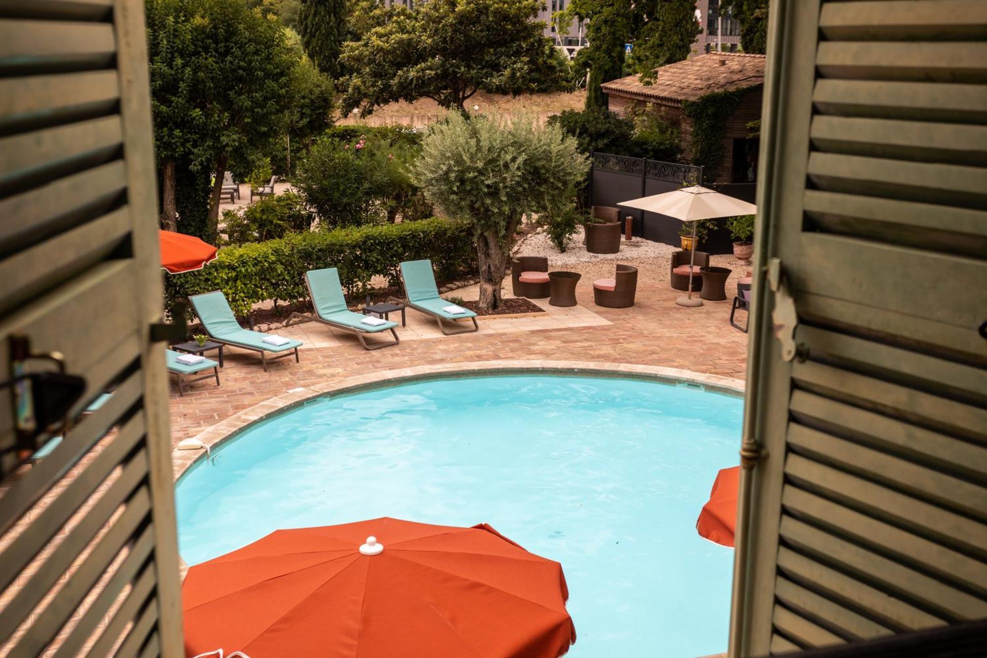Best Western L'Orangerie Nîmes Zewnętrze zdjęcie